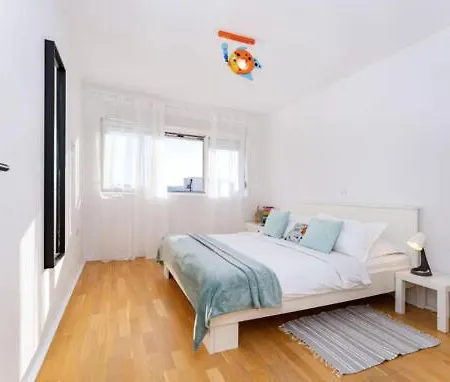 Dreamhouse