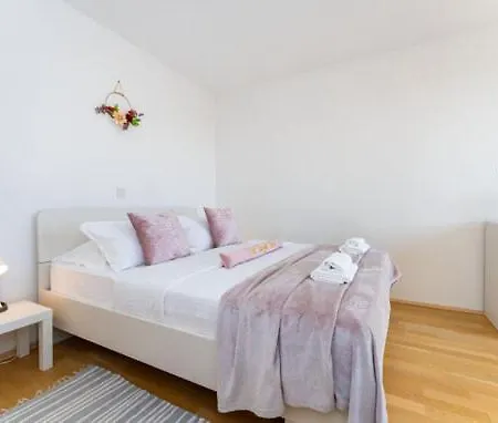 Dreamhouse 别墅 贾塞尼采